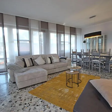 Dei Ronchi * Marina di Massa