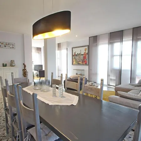 Dei Ronchi Apartment